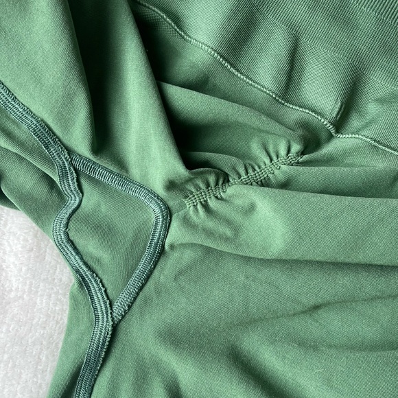 Alphalete Amplify Shorts - Jade - Picture 4 of 4